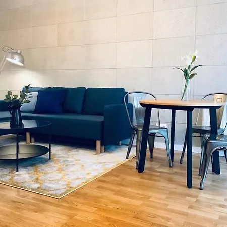Apartment Lofty & Garnizon *